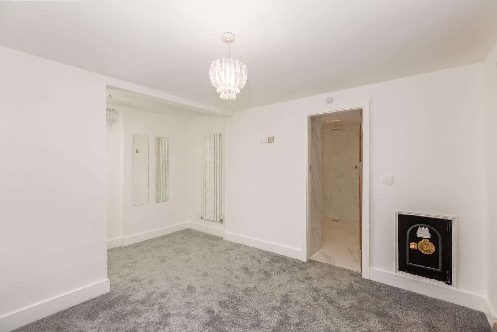 Southend Villas, Mumbles Road Mumbles, Swansea, SA3 4EL
